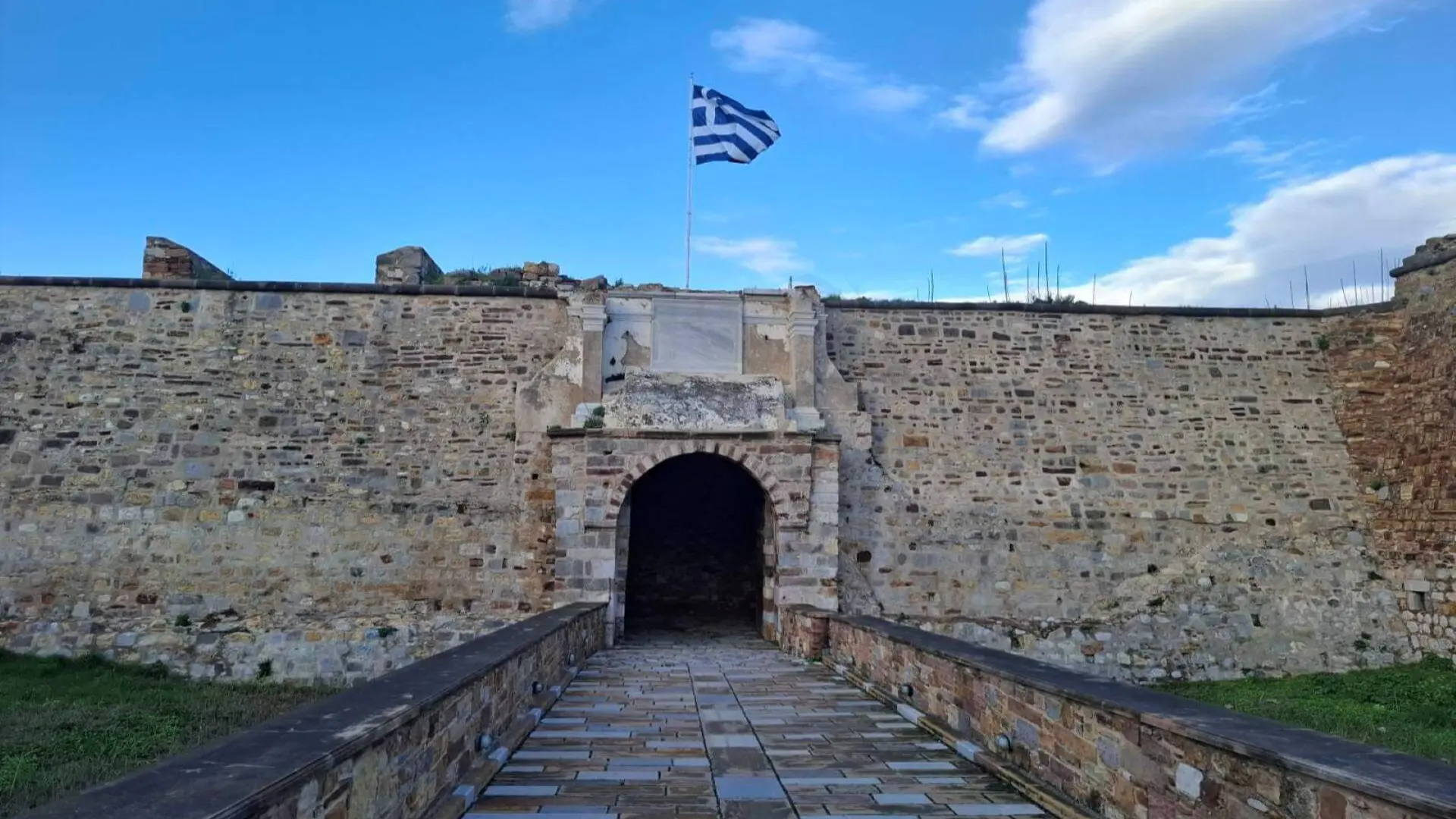 Chios Castle Walking Tour: History, Myths and Hidden Gems